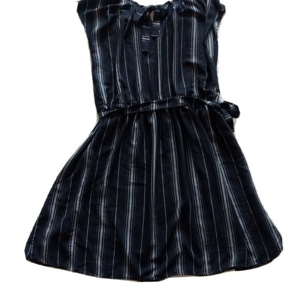 LC Lauren Conrad Dress Navy Blue Gray Striped Size XXL 2X Pleated A Line New - Picture 3 of 6